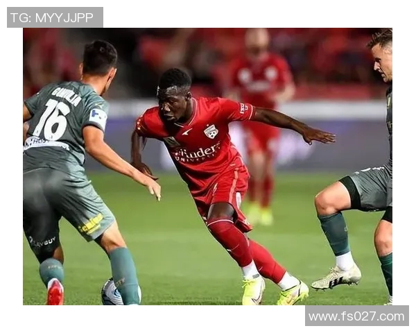 中部海岸海员与西方联的激烈对决展现足球魅力与团队精神 中部海岸海员与西方联的激烈对决展现足球魅力与团队精神